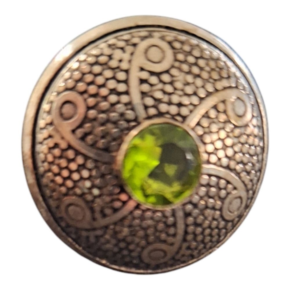 Elegant Adjustable 925 Silver Ring with Green Gemstone